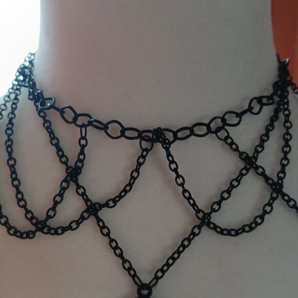 Victorian Gothic Witchy Pendant - Picture 3 of 3